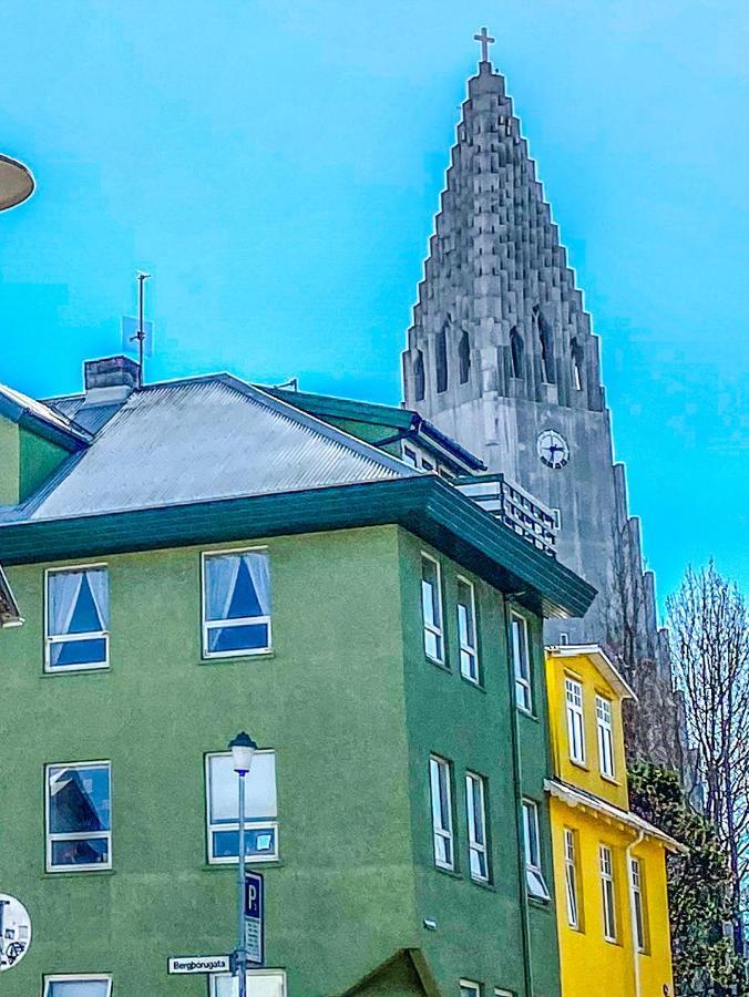 Enjoy Reykjavik Yellow Door Apartment Exteriör bild